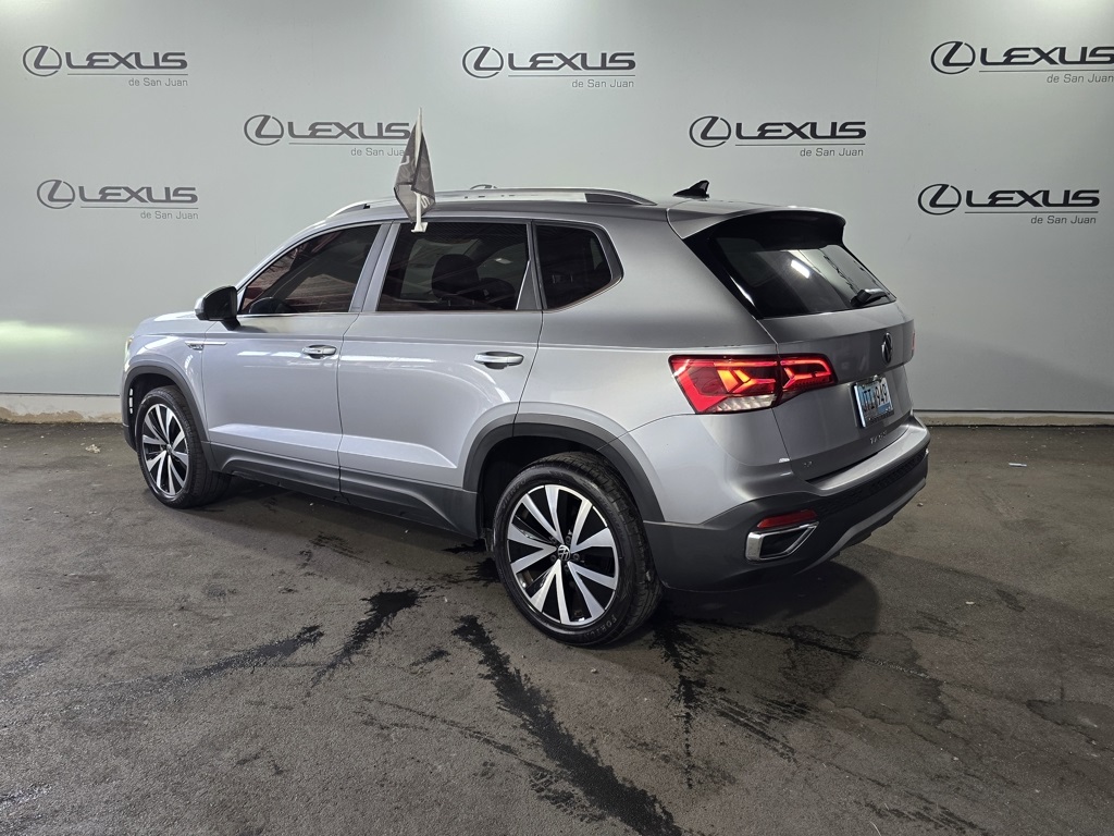 Thumbnail: 2022 Volkswagen Taos - 8