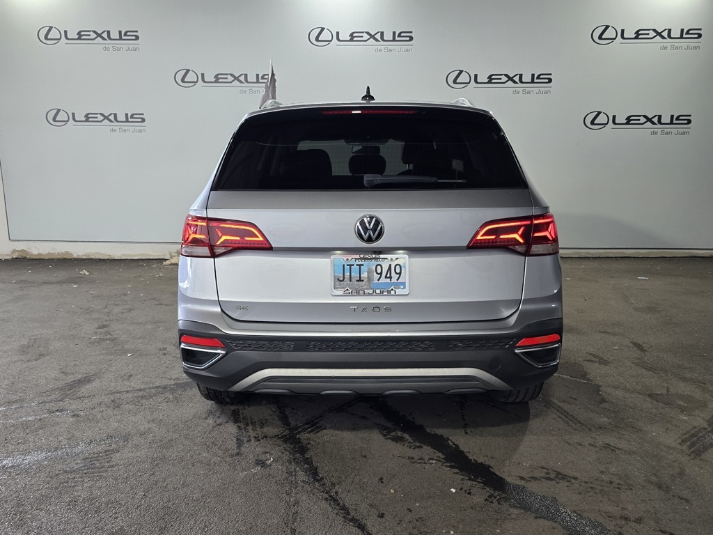 Thumbnail: 2022 Volkswagen Taos - 9