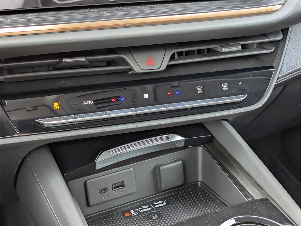New Car 2025 Buick Envision  Avenir For Sale Under $50,000 In Austin, Texas
