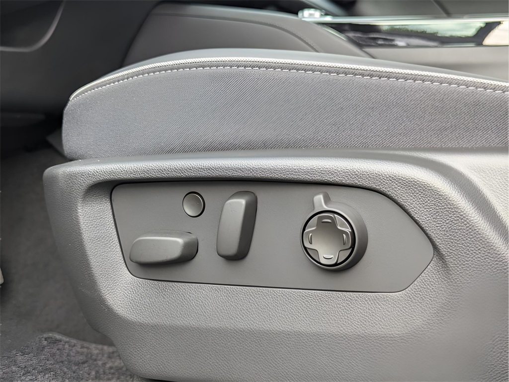 New Car 2025 Buick Envision  Avenir For Sale Under $50,000 In Austin, Texas