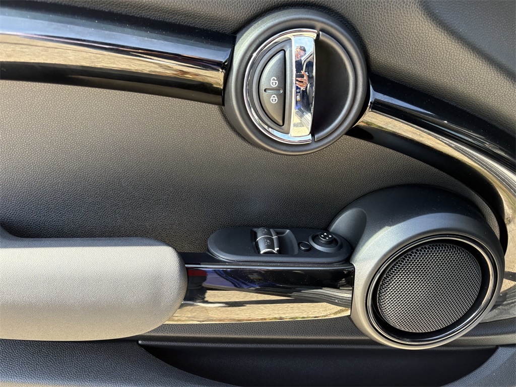 2020 MINI Cooper S Signature Blue at Autostrade