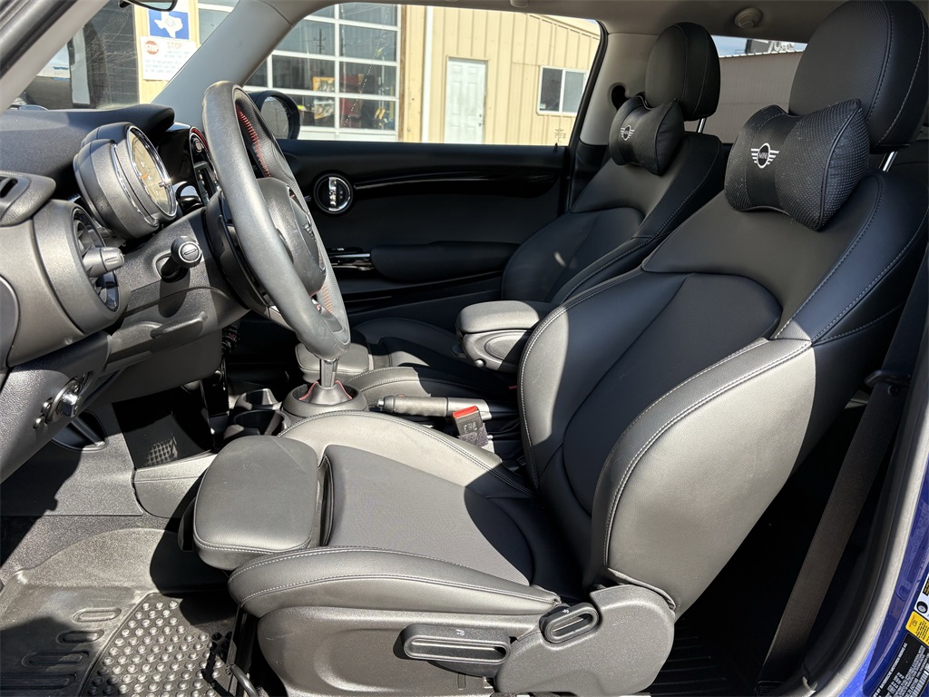 2020 MINI Cooper S Signature Blue at Autostrade