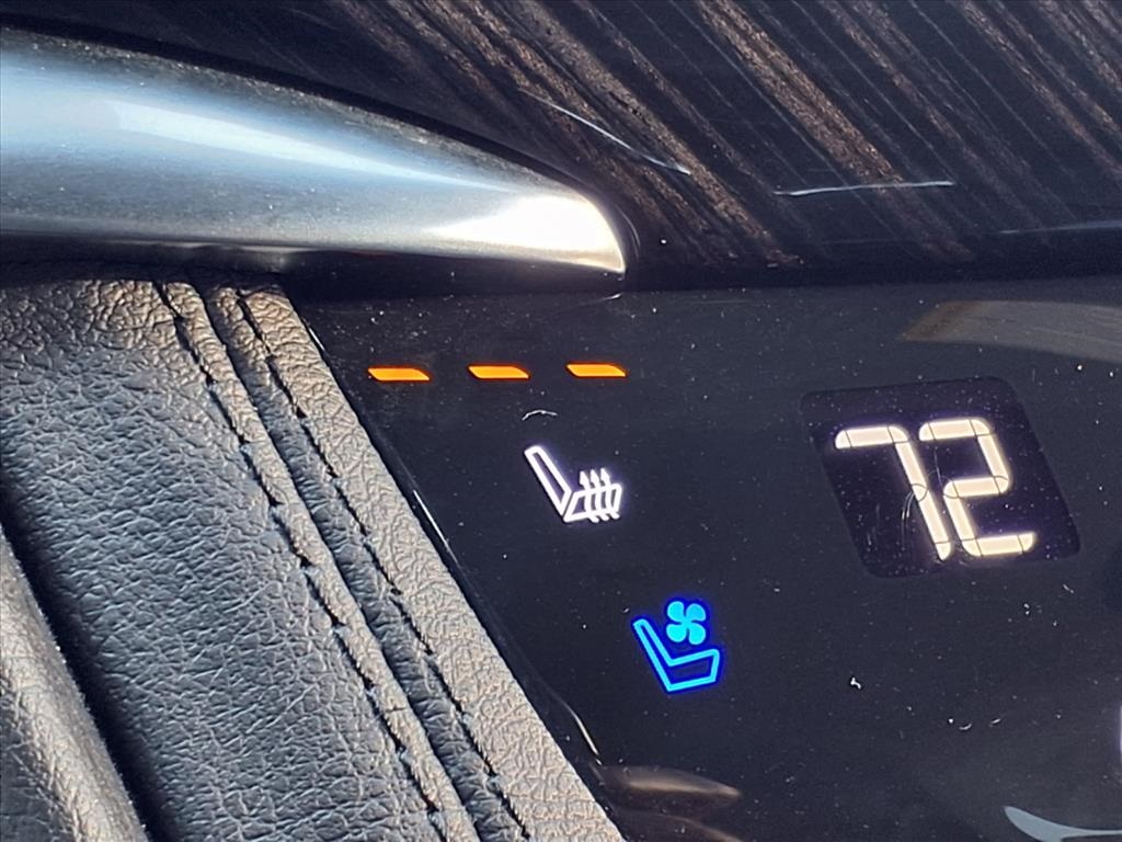 2025 Cadillac XT6 Premium Luxury - 7