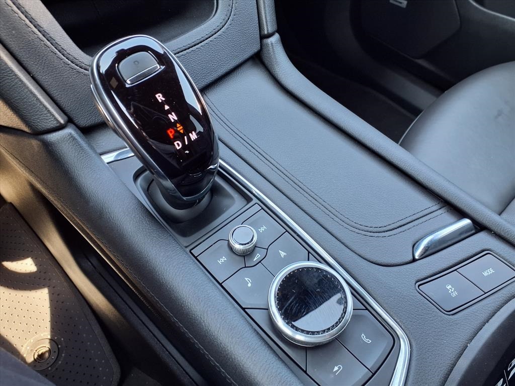 2025 Cadillac XT6 Premium Luxury - 8