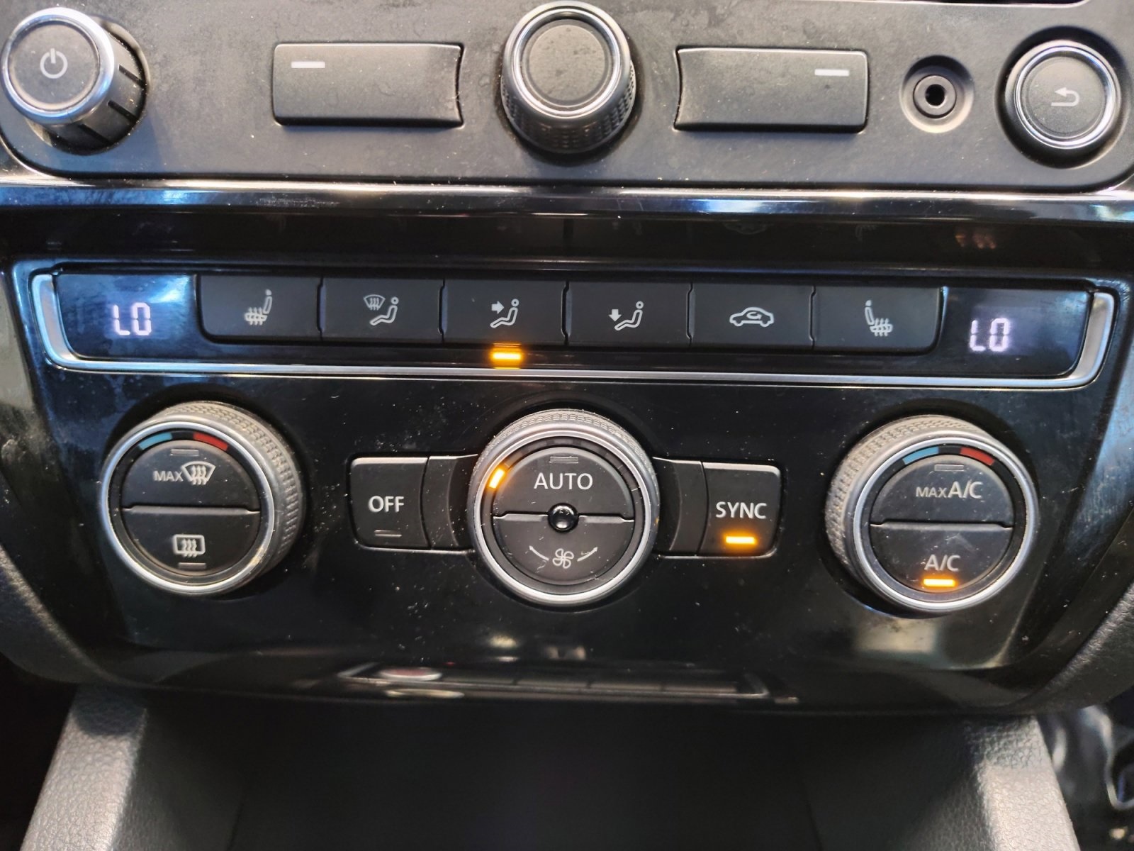 Used Car 2015 Volkswagen Jetta  2.0l Tdi Sel For Sale Under $12,000 In San Antonio, Texas