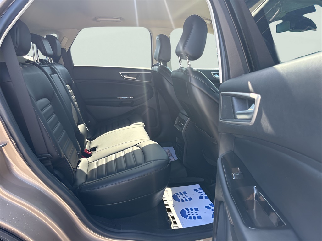 2020 Ford Edge