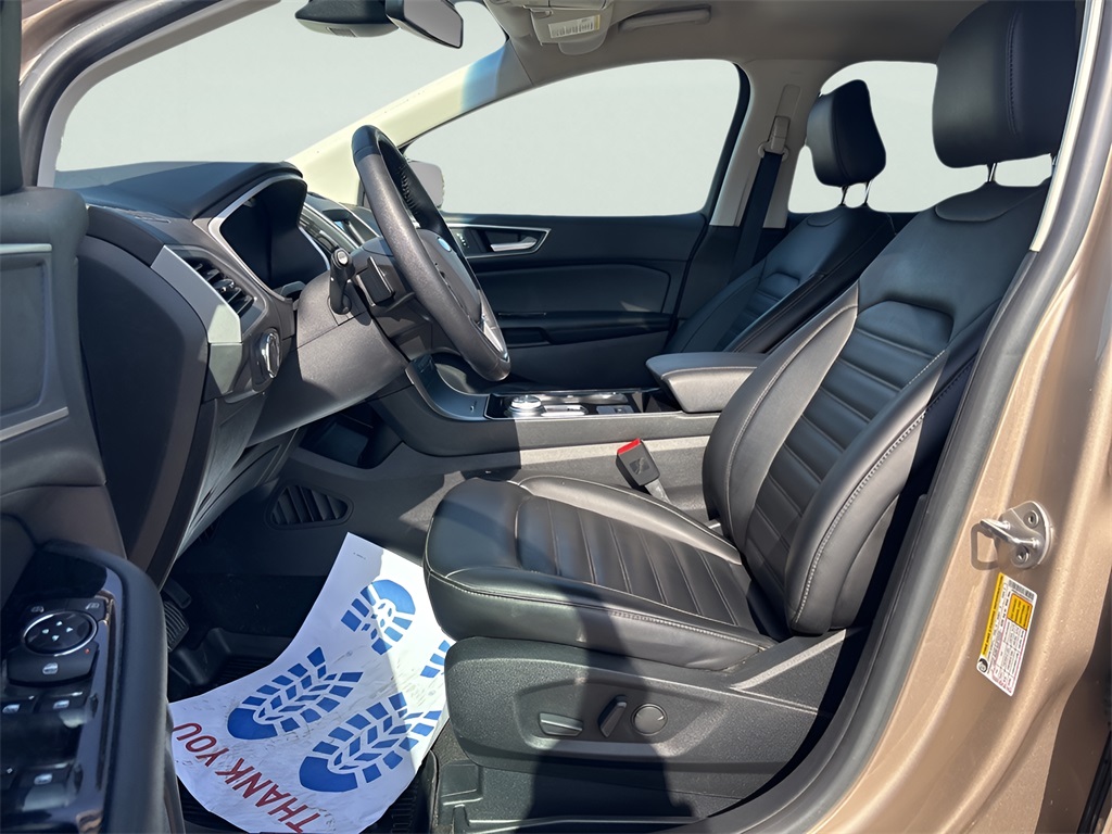 2020 Ford Edge