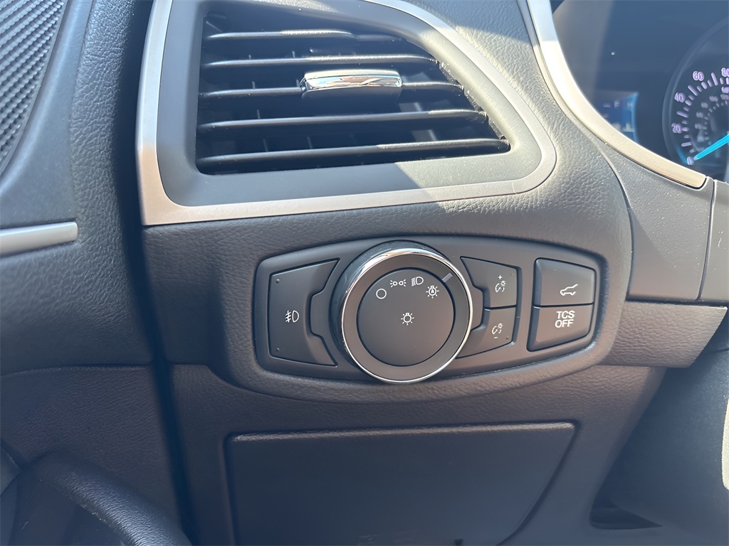 2020 Ford Edge