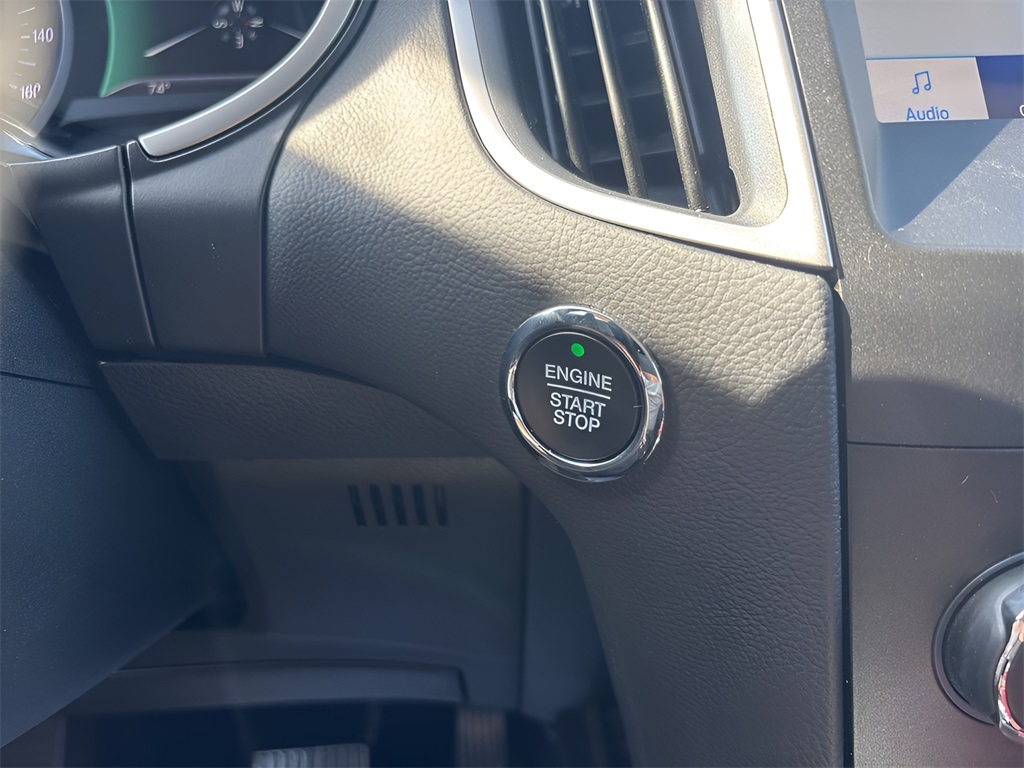 2020 Ford Edge