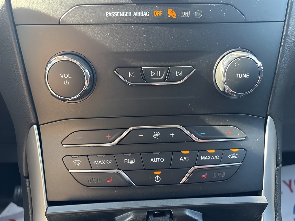 2020 Ford Edge