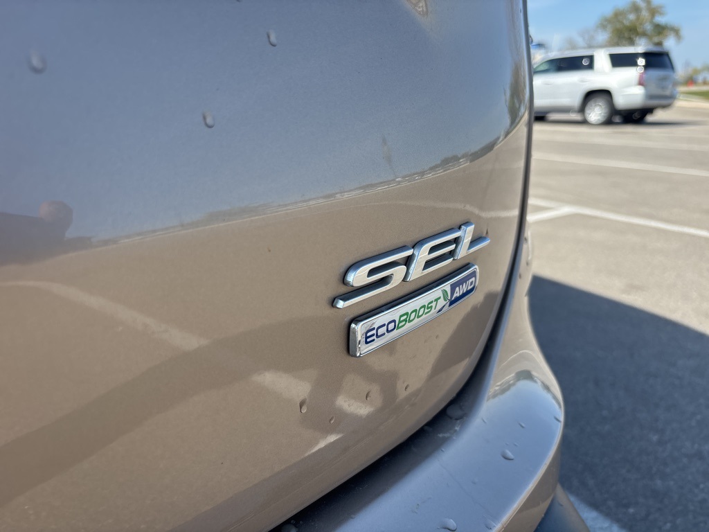 2020 Ford Edge
