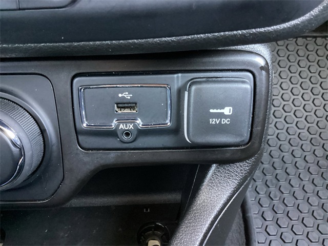 Used Car 2023 Jeep Renegade  Latitude For Sale Under $20,000 In San Antonio, Texas