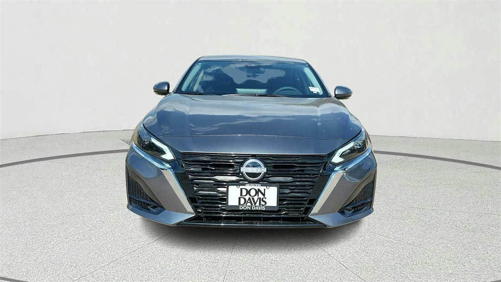 2025 Nissan Altima