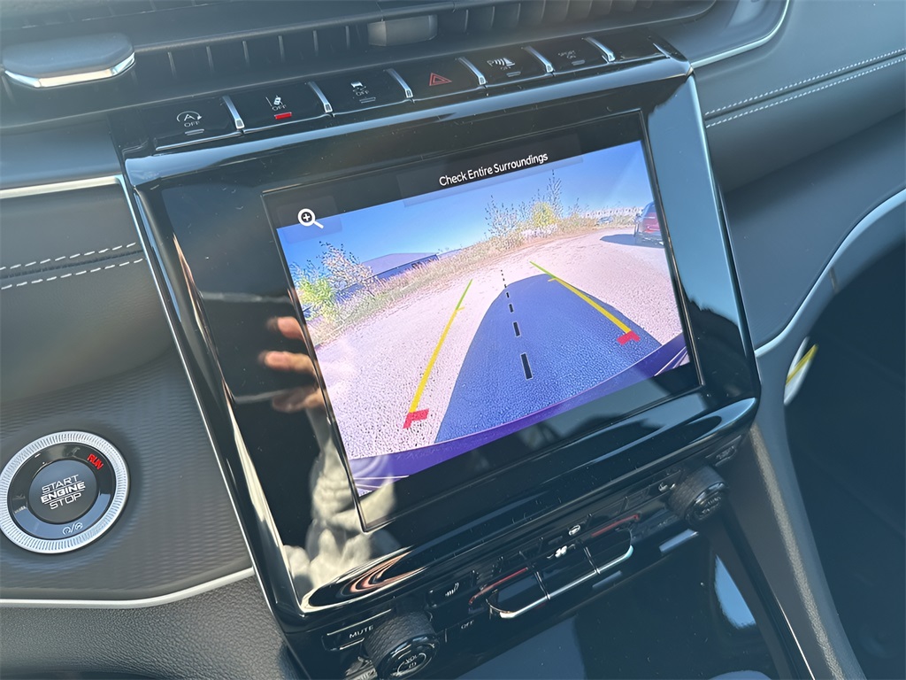 2025 Jeep Grand Cherokee