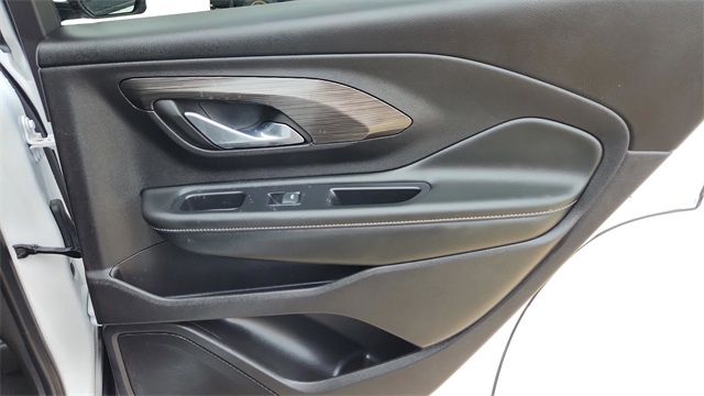2024 GMC Terrain - Image 34