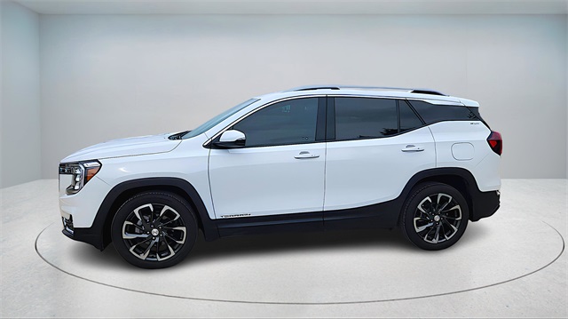 2024 GMC Terrain - Image 4