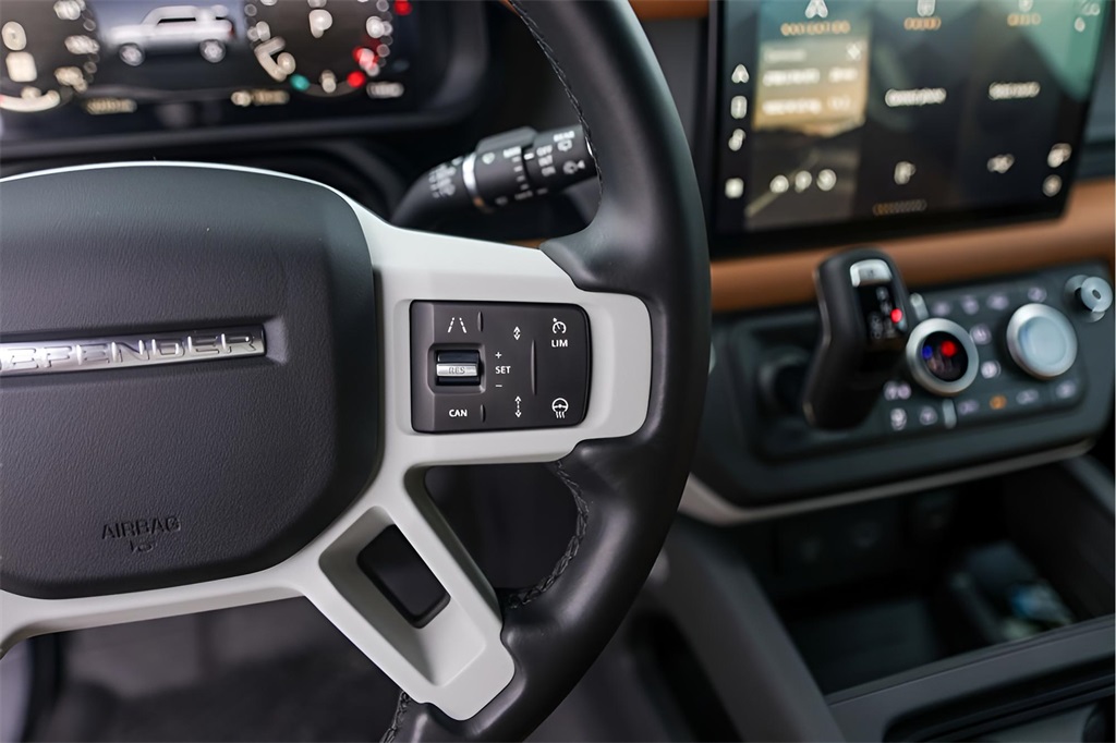 Used Car 2024 Land Rover Defender 110  Se For Sale Under $80,000 In Austin, Texas