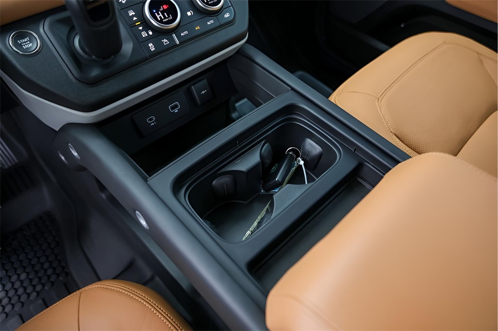 Used Car 2024 Land Rover Defender 110  Se For Sale Under $80,000 In Austin, Texas