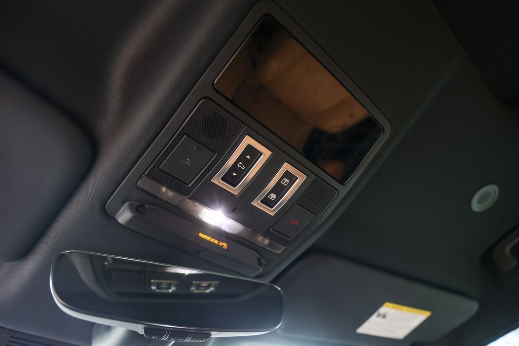 Used Car 2024 Land Rover Defender 110  Se For Sale Under $80,000 In Austin, Texas