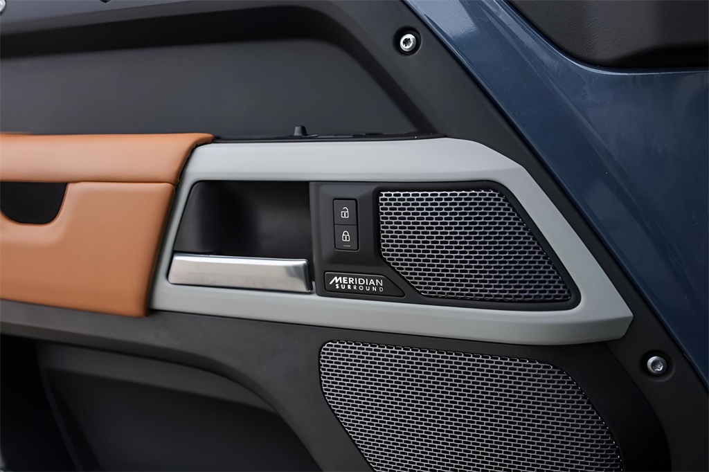 Used Car 2024 Land Rover Defender 110  Se For Sale Under $80,000 In Austin, Texas