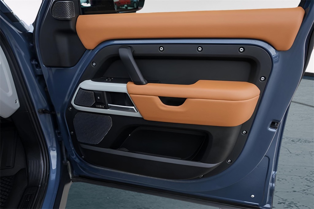 Used Car 2024 Land Rover Defender 110  Se For Sale Under $80,000 In Austin, Texas