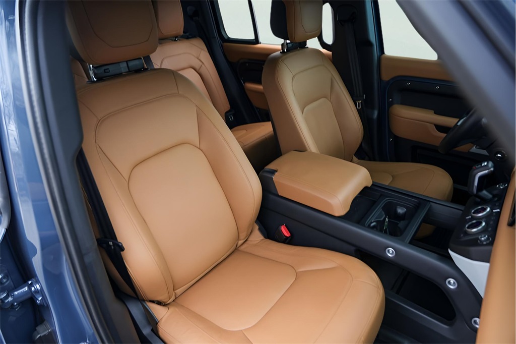 Used Car 2024 Land Rover Defender 110  Se For Sale Under $80,000 In Austin, Texas