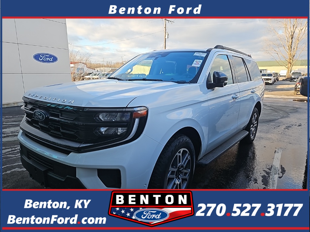 2025 Ford Expedition Active 4WD