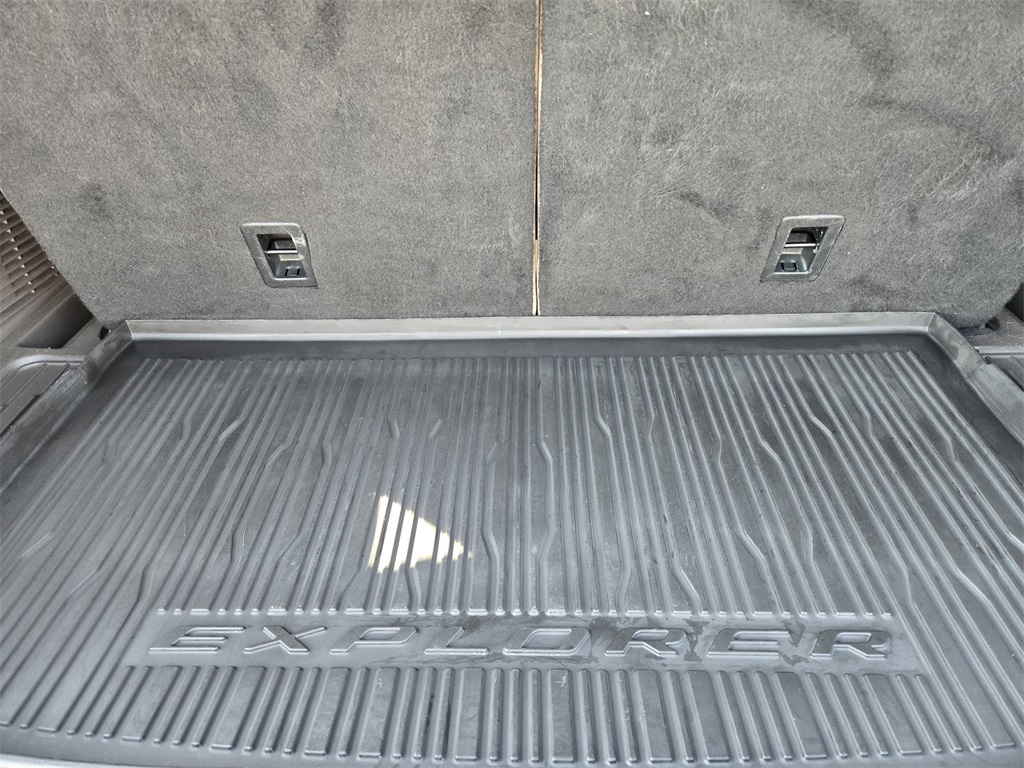 2020 Ford Explorer Platinum Silver at Bayshore Chrysler Jeep Dodge Ram