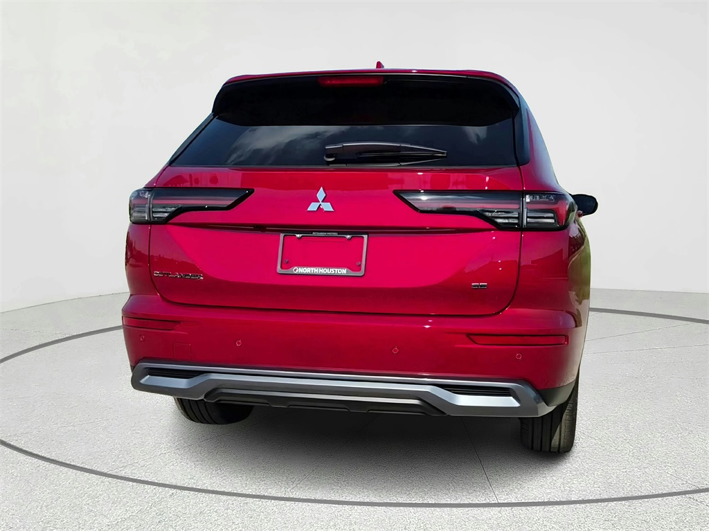 2025 Mitsubishi Outlander SE - 5