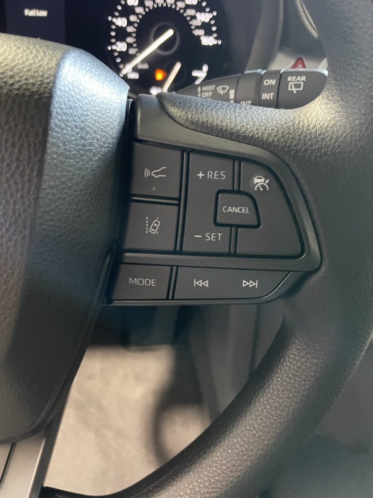 Thumbnail: 2025 Toyota Sienna - 31