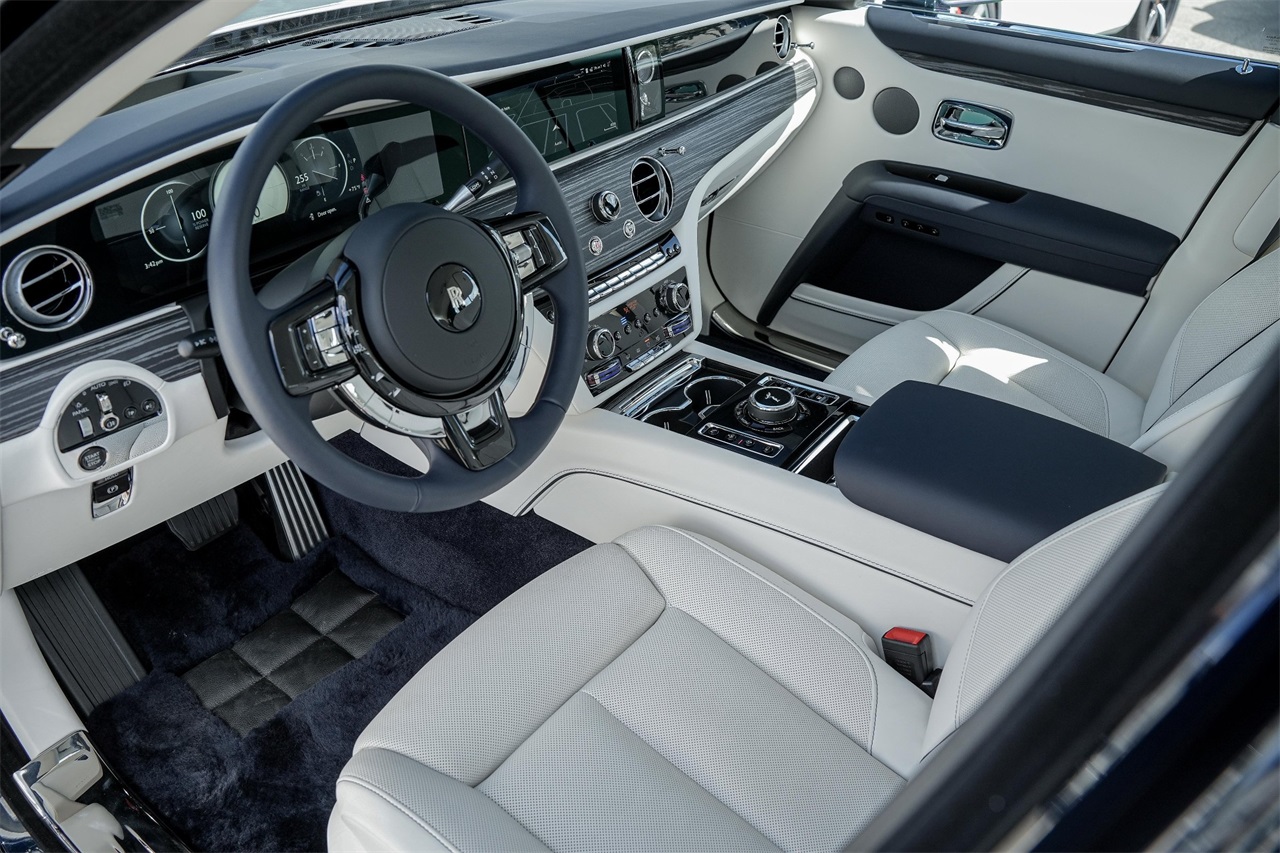 New Car 2025 Rolls-royce Ghost  Base For Sale Under $430,000 In Austin, Texas