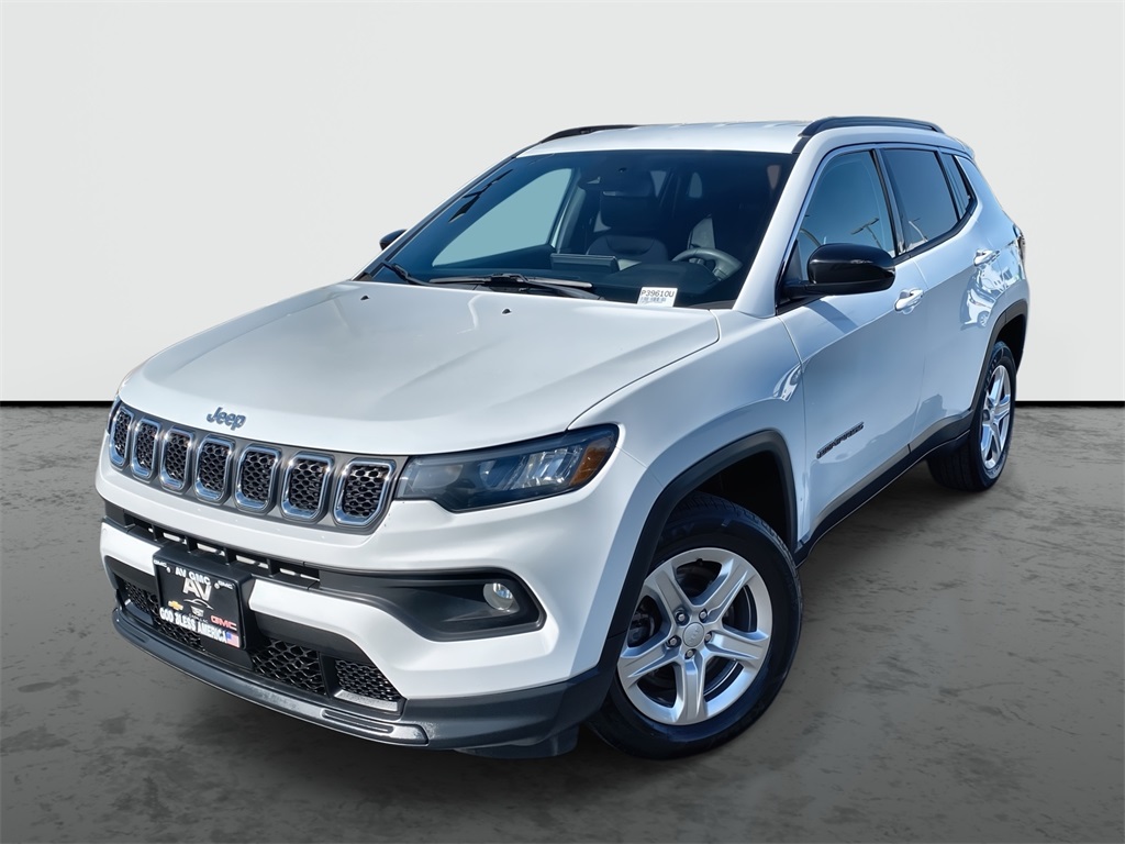 2023 Jeep Compass Latitude 4WD