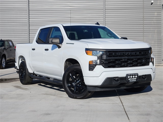 2023 Chevrolet Silverado 1500 Custom Rally Edition photo 2