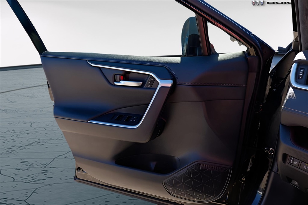 Used Car 2019 Toyota Rav4 Hybrid  Limited For Sale Under $25,000 In Austin, Texas