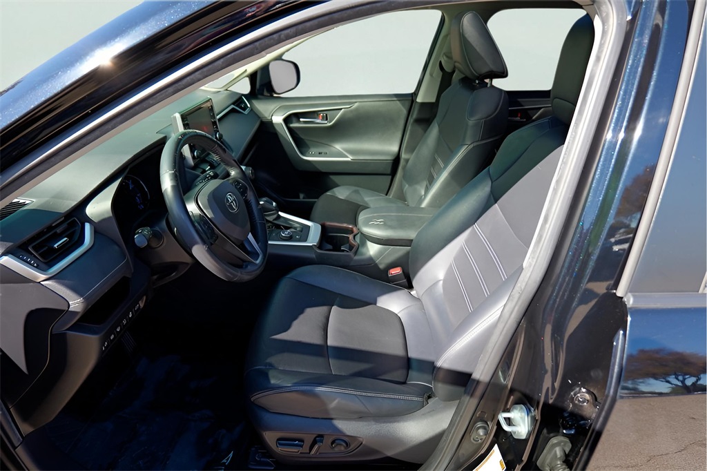 Used Car 2019 Toyota Rav4 Hybrid  Limited For Sale Under $25,000 In Austin, Texas