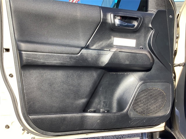 Used Car 2018 Toyota Tacoma  Trd Off-road For Sale Under $35,000 In San Antonio, Texas