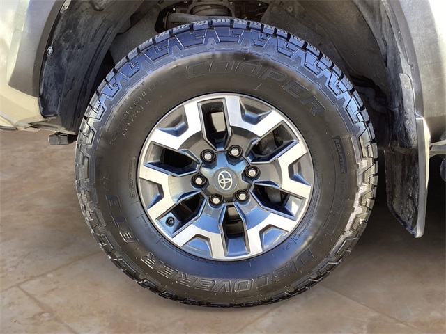 Used Car 2018 Toyota Tacoma  Trd Off-road For Sale Under $35,000 In San Antonio, Texas