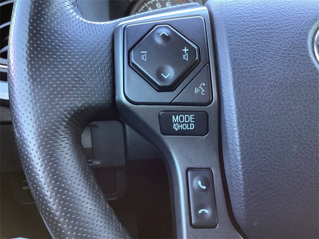 Used Car 2018 Toyota Tacoma  Trd Off-road For Sale Under $35,000 In San Antonio, Texas