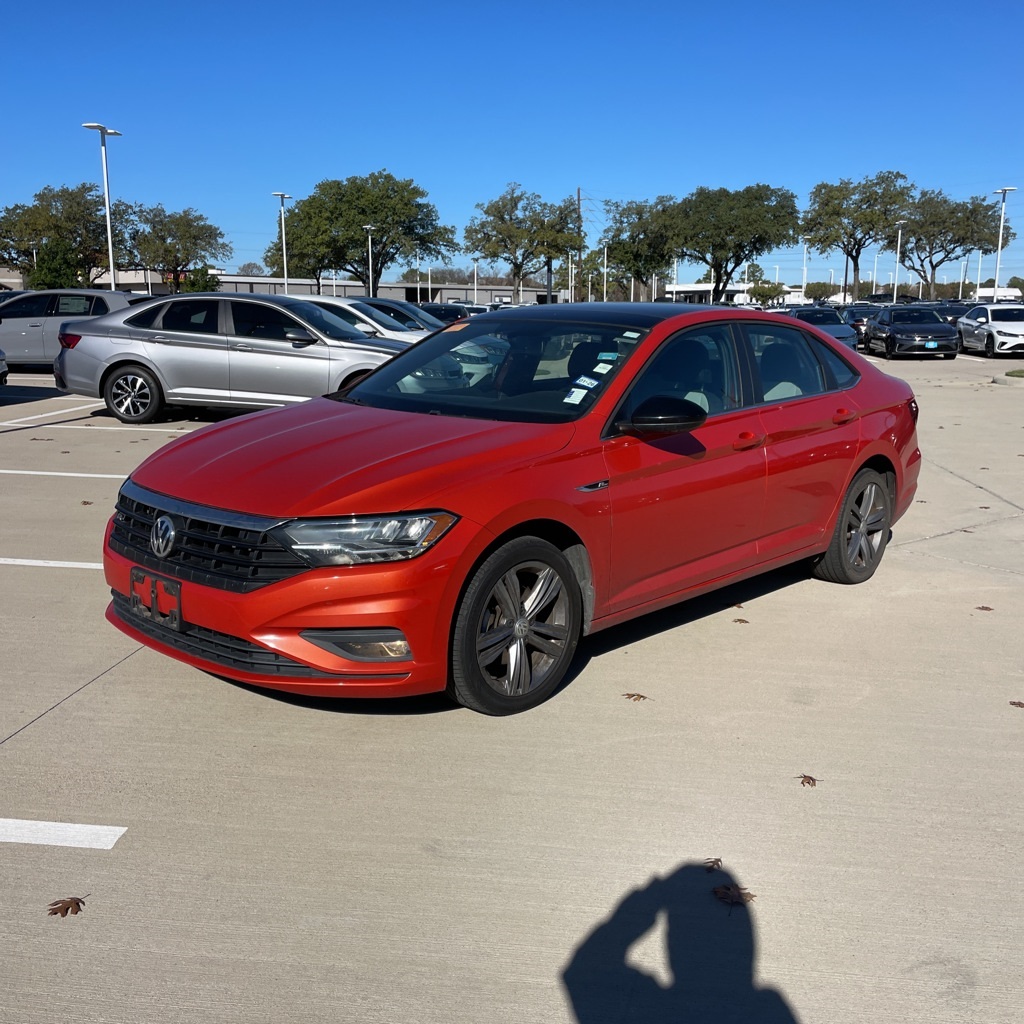 2019 Volkswagen Jetta R-Line FWD