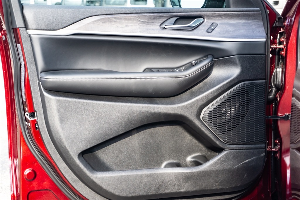 New Car 2025 Jeep Grand Cherokee  Limited For Sale Under $50,000 In San Marcos, Texas