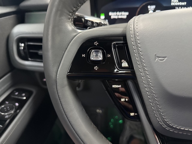 2020 Lincoln Aviator Reserve photo 18