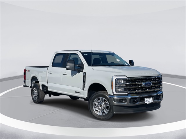 2026 Ford F-350 Super Duty Lariat Crew Cab 4WD