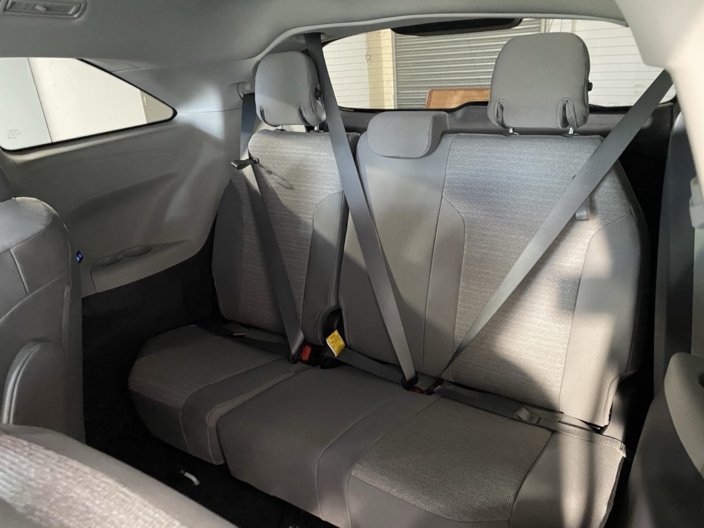 Thumbnail: 2025 Toyota Sienna - 21