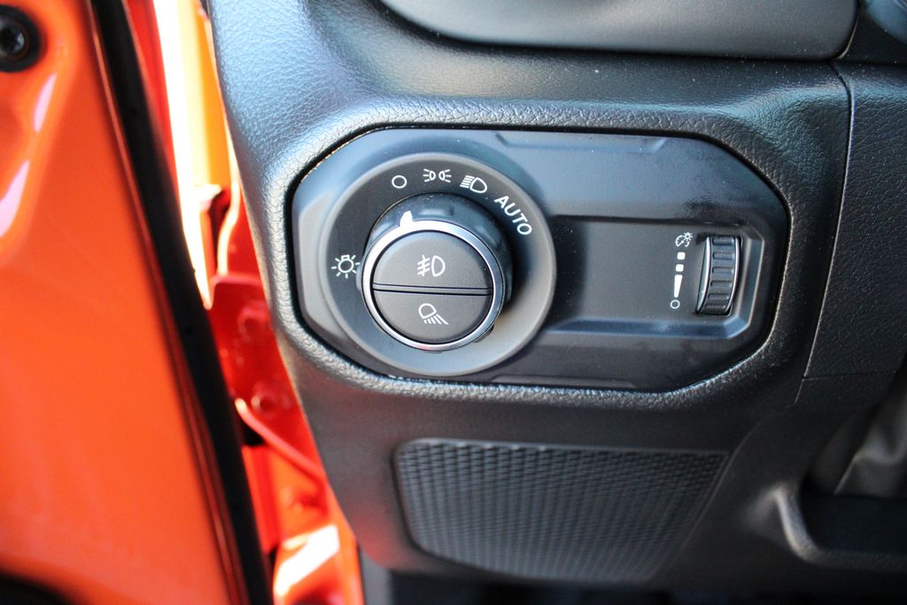 Used Car 2023 Jeep Gladiator  Sport For Sale Under $50,000 In Austin, Texas