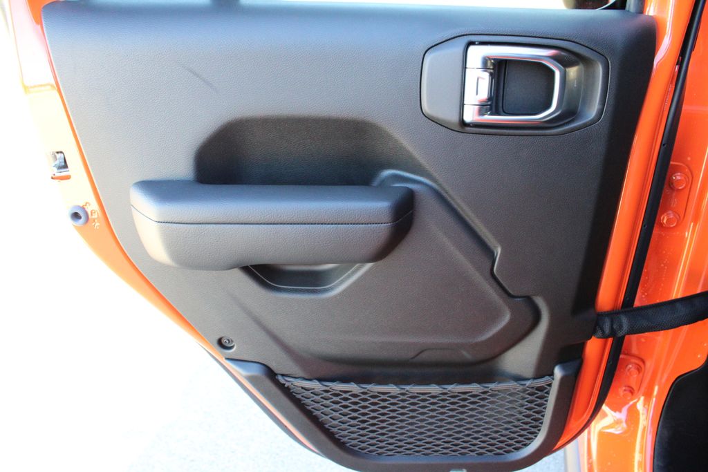 Used Car 2023 Jeep Gladiator  Sport For Sale Under $50,000 In Austin, Texas