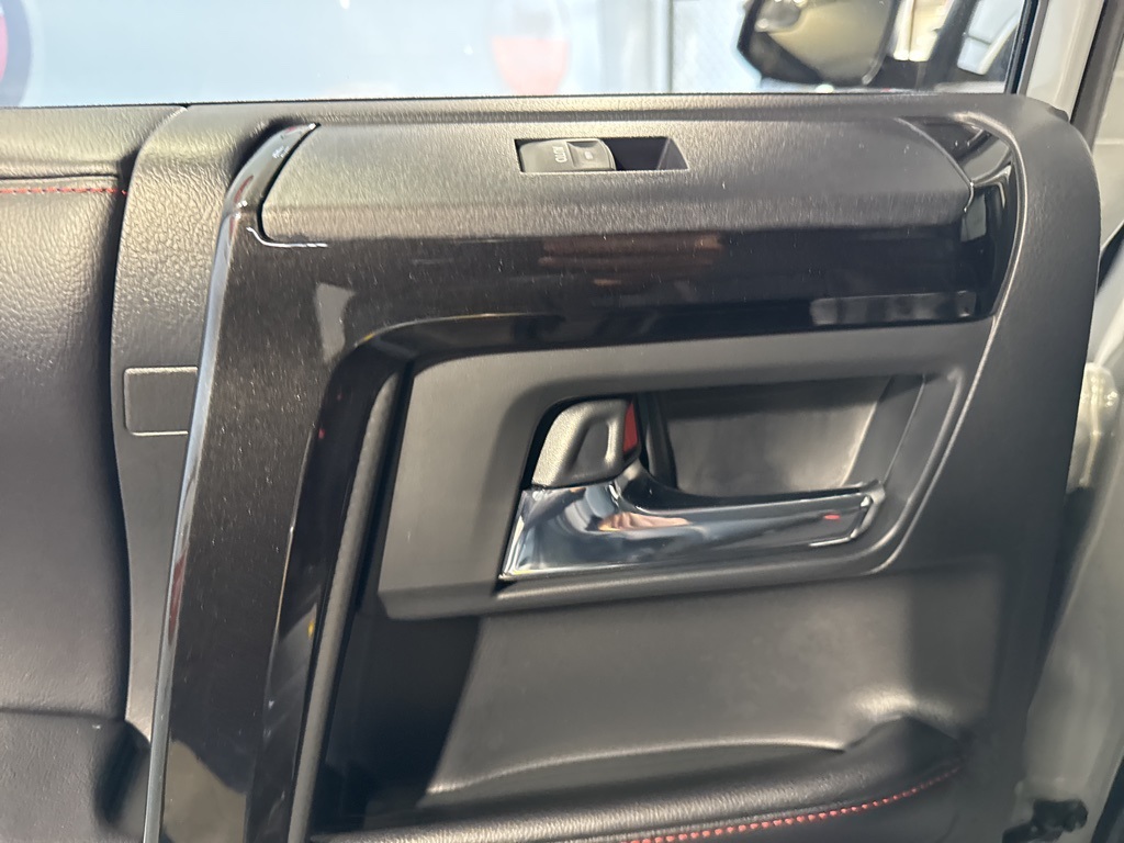 Thumbnail: 2017 Toyota 4Runner - 20