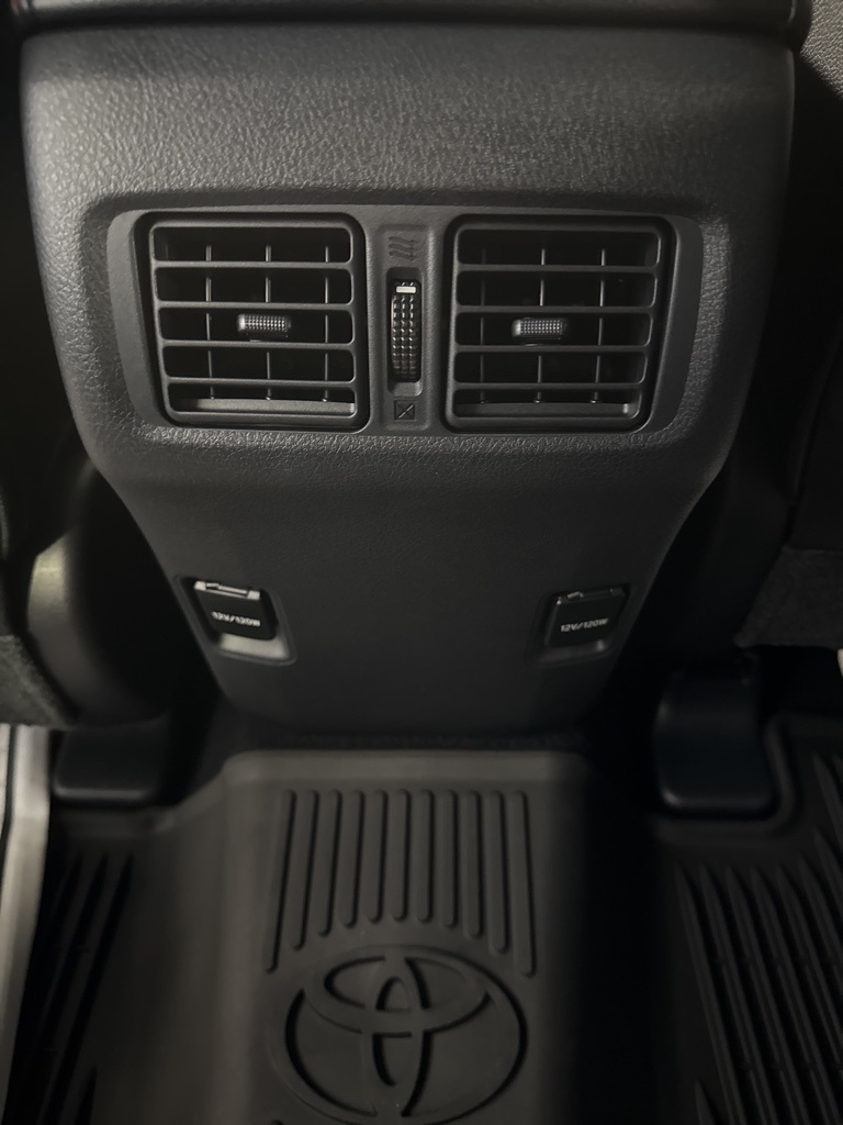 Thumbnail: 2017 Toyota 4Runner - 22