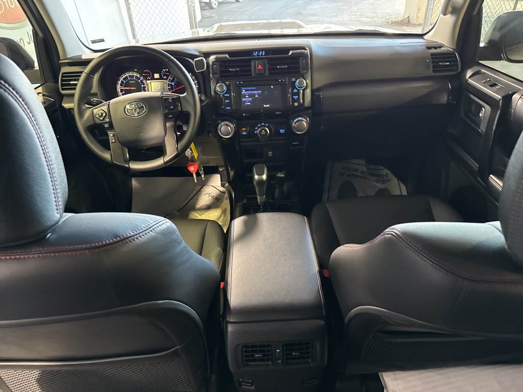 Thumbnail: 2017 Toyota 4Runner - 23