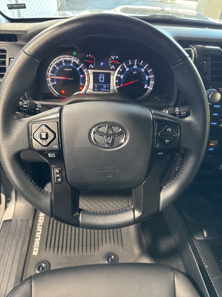 Thumbnail: 2017 Toyota 4Runner - 28