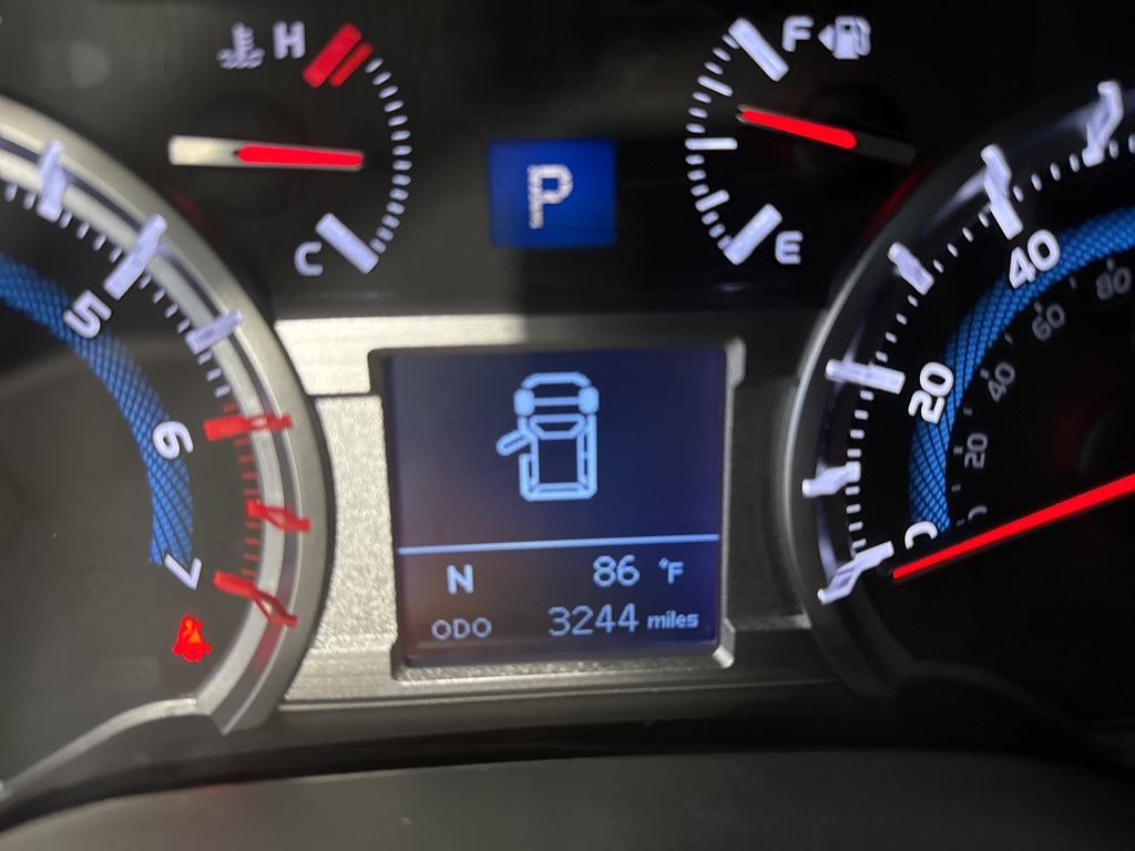 Thumbnail: 2017 Toyota 4Runner - 32